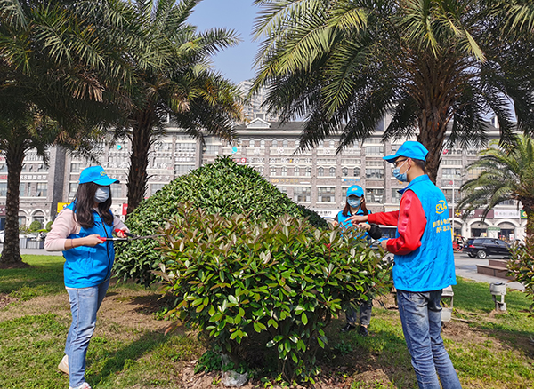 鞍子壩客運(yùn)港區(qū)——綠植修護(hù).jpg